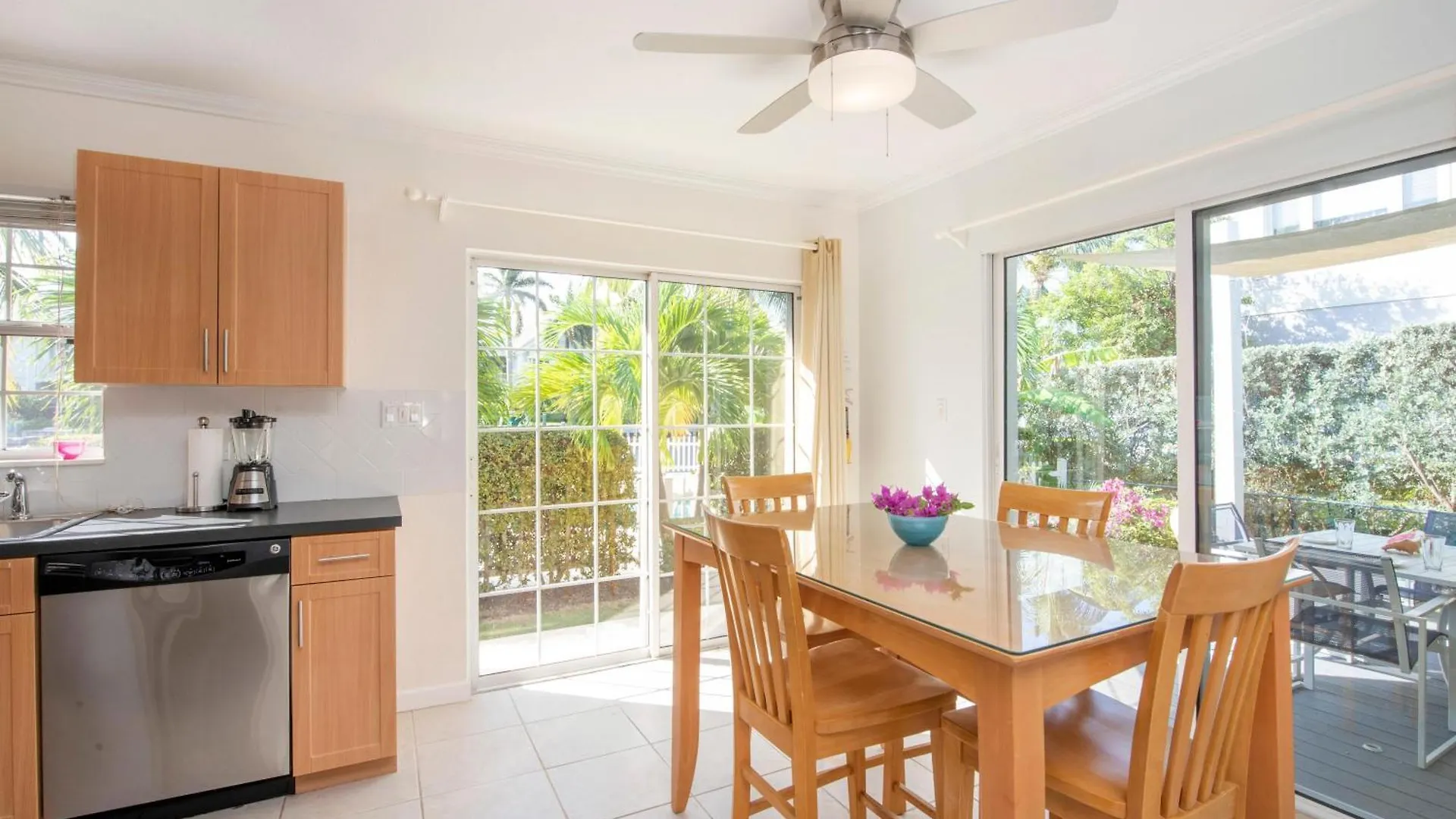 Snug Harbour View Condo #6 George Town