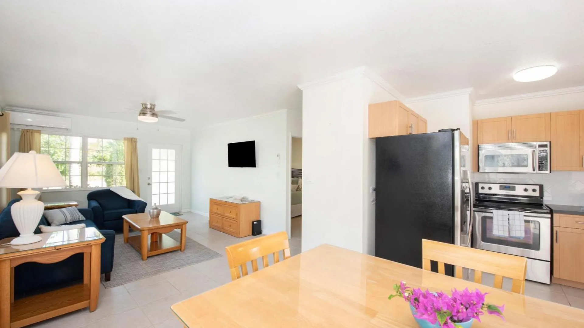 Holiday home Snug Harbour View Condo #6 George Town